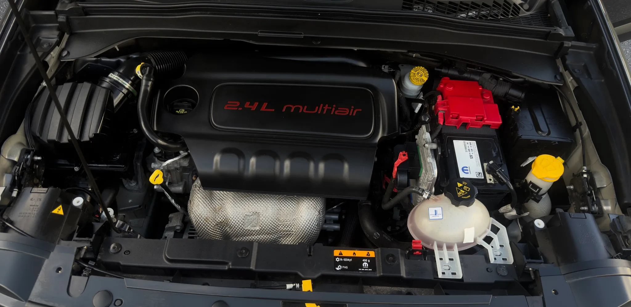 Used 2019 Jeep Renegade Latitude w/ Safety & Security Group II FWD image 9