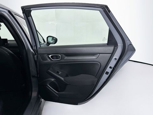 Used 2025 Honda Civic Sport image 28
