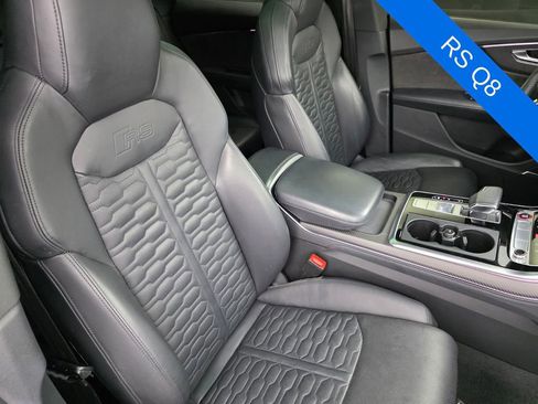 Used 2022 Audi RS Q8 AWD/4WD image 26