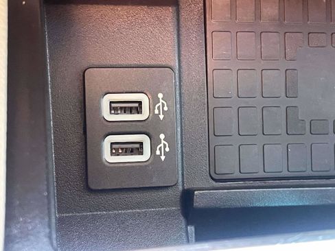 Used 2019 Ford Expedition Limited w/ Equipment Group 302A image 11