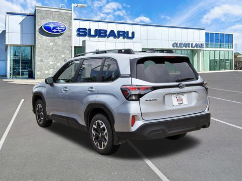 Used 2026 Subaru Forester Premium AWD/4WD image 4