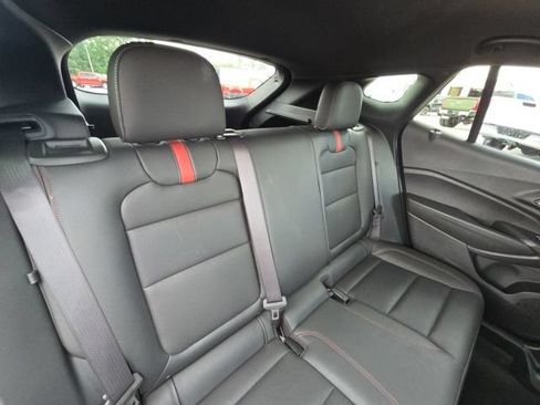 Used 2025 Chevrolet Trax RS w/ Driver Confidence Package FWD image 15