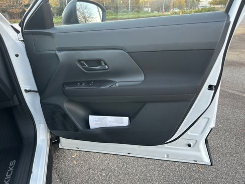 New 2026 Nissan Kicks S image 14