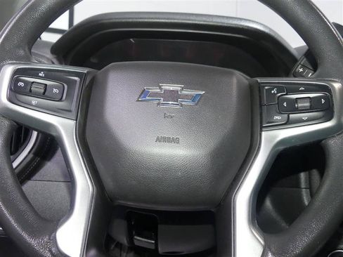 Used 2020 Chevrolet Silverado 1500 RST w/ RST Value Package AWD/4WD image 30
