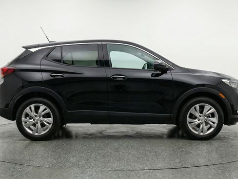Used 2025 Buick Encore GX Preferred AWD/4WD image 11