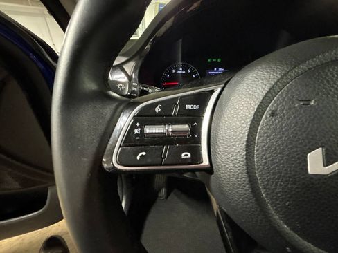 Used 2023 Kia Seltos EX AWD/4WD image 14