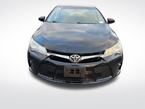 Used 2017 Toyota Camry SE image 8