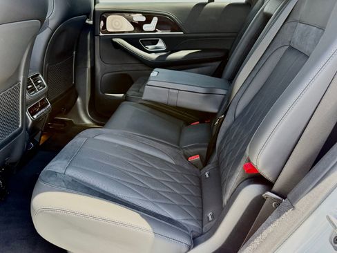 New 2026 Mercedes-Benz GLS 63 AMG 4MATIC image 29