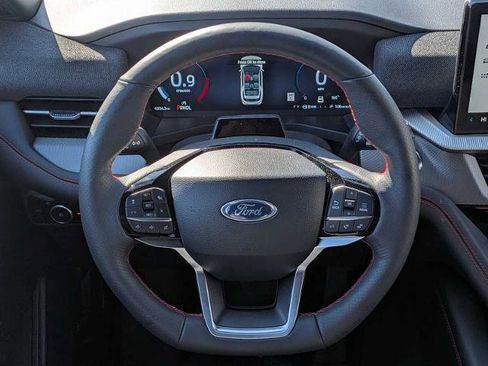 Certified 2025 Ford Explorer ST-Line AWD/4WD image 20