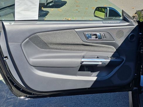 New 2025 Ford Mustang GT image 15