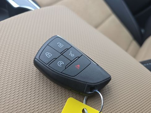 New 2026 Chevrolet Equinox ACTIV w/ LPO, Floor Liner Package image 34