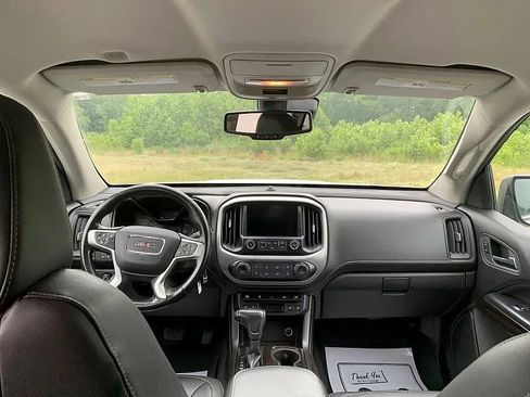 Used 2016 GMC Canyon SLT w/ Driver Alert Package image 9