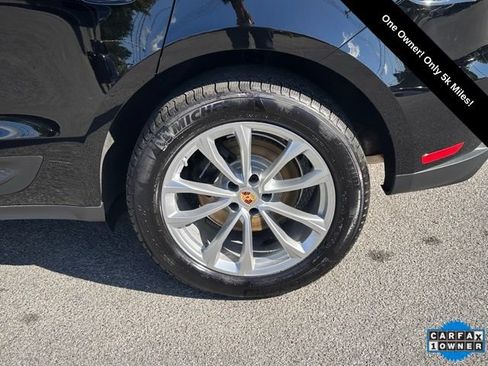 Used 2025 Porsche Macan w/ Premium Package Plus AWD/4WD image 22