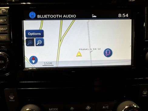 Used 2018 Nissan Rogue Sport SL w/ SL Premium Package image 21