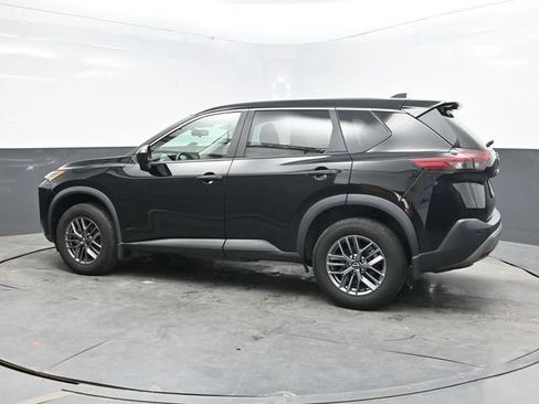 Used 2023 Nissan Rogue S AWD/4WD image 4