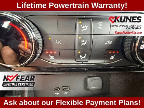 Used 2026 Buick Encore GX Sport Touring w/ Comfort Package AWD/4WD image 32