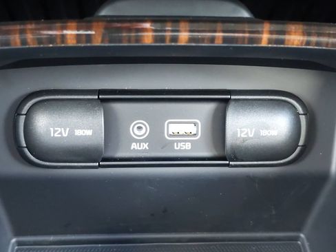Used 2020 Kia Sorento EX FWD image 21