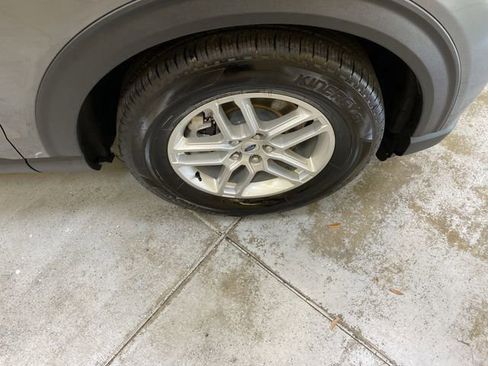 Used 2026 Ford Explorer Active RWD image 14
