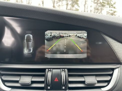 Used 2022 Alfa Romeo Giulia Ti image 25