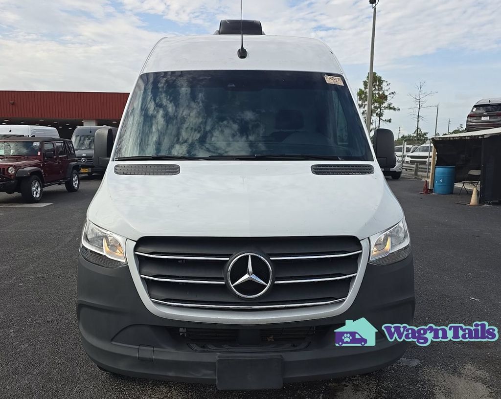 Used 2024 Mercedes-Benz Sprinter 2500 w/ Acoustic Package image 2