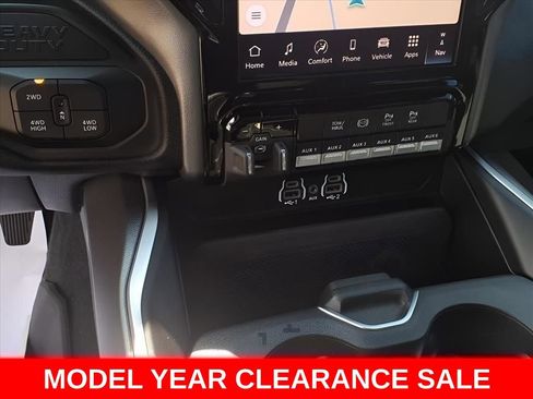 New 2025 RAM 2500 Big Horn AWD/4WD image 9