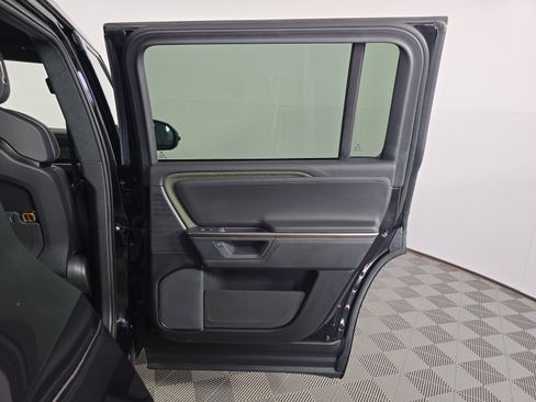 Used 2025 Rivian R1S Adventure AWD/4WD image 19