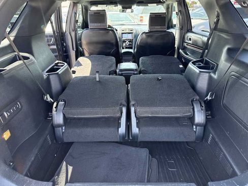 Used 2017 Ford Explorer Platinum AWD/4WD image 21