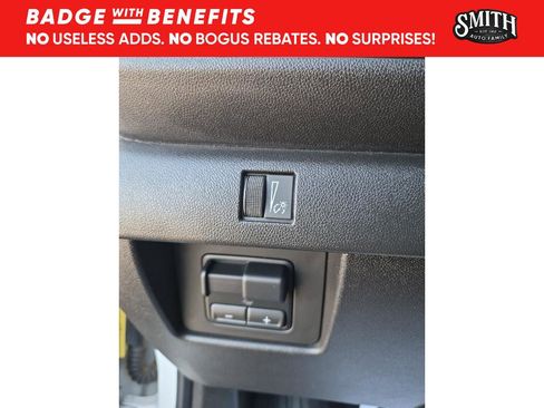 Used 2023 Chevrolet Colorado Trail Boss w/ Technology Package AWD/4WD image 21