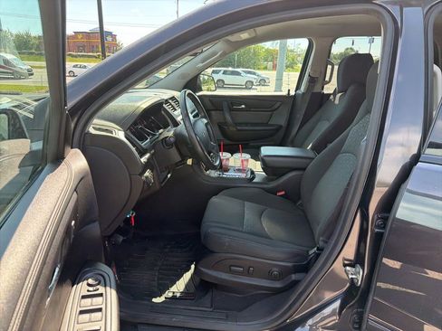 Used 2016 GMC Acadia SLE FWD image 6