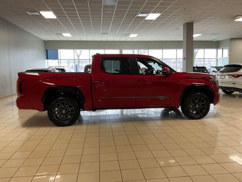 Used 2025 Toyota Tundra Platinum AWD/4WD image 8