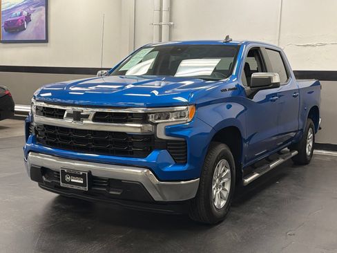 Used 2024 Chevrolet Silverado 1500 LT w/ LPO, Dark Essentials Package RWD image 6