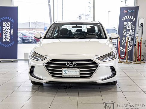 Used 2018 Hyundai Elantra SEL image 2