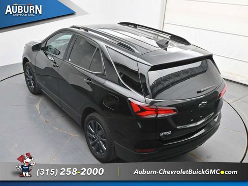 Used 2024 Chevrolet Equinox RS AWD/4WD image 27