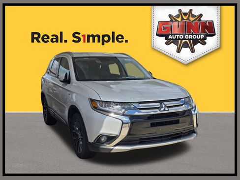 Used 2016 Mitsubishi Outlander GT image 1