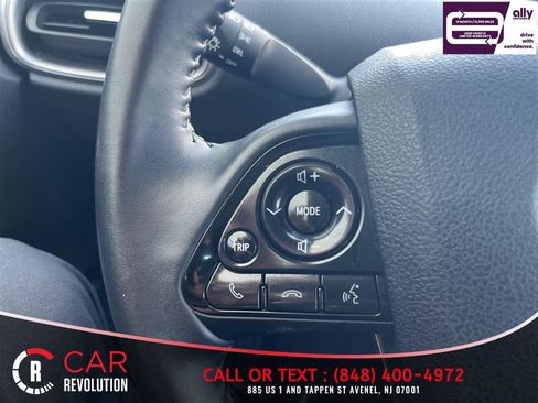 Used 2020 Toyota Prius Prime LE FWD image 23