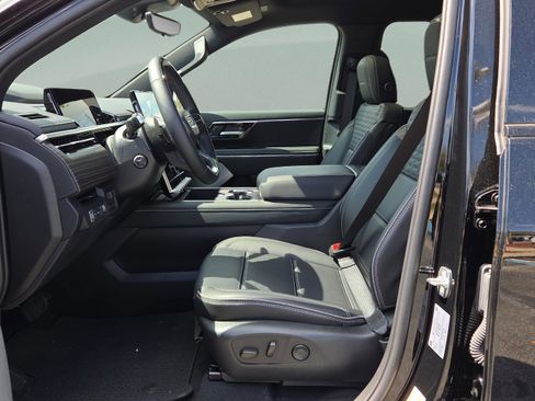 New 2025 GMC Sierra EV Denali image 11