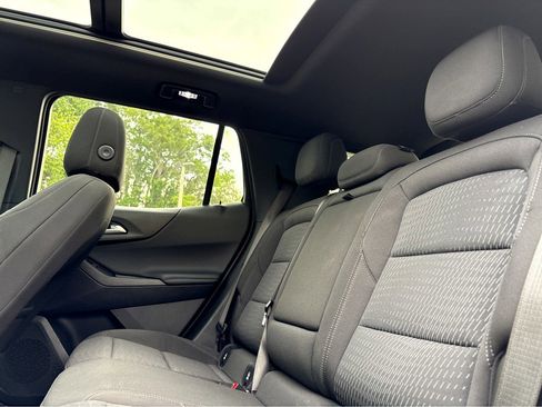 Certified 2025 Chevrolet Equinox LT image 19