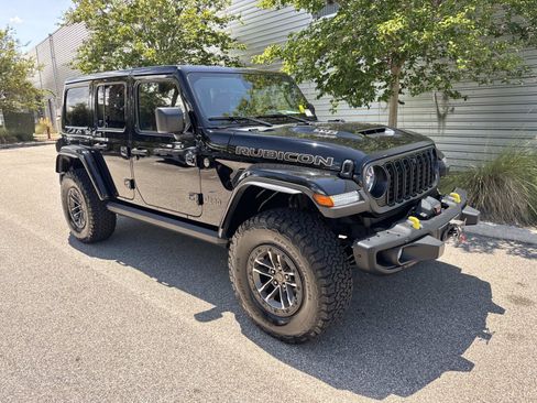 Used 2024 Jeep Wrangler Unlimited Rubicon 392 w/ Dual Top Group AWD/4WD image 4