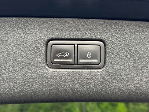 Used 2024 Genesis GV80 2.5T AWD/4WD image 14