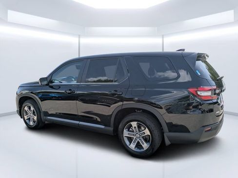 Used 2025 Honda Pilot EX-L image 5