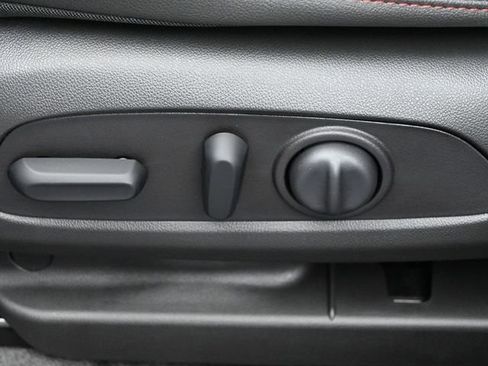 New 2026 Chevrolet Trax RS w/ Driver Confidence Package image 40