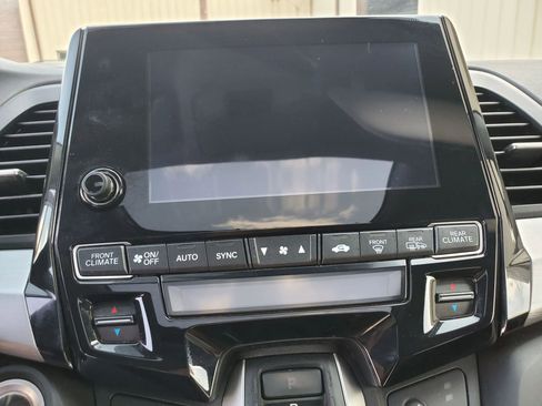 Used 2019 Honda Odyssey EX-L image 42