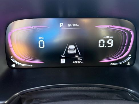 Used 2023 Kia Soul LX w/ LX Technology Package image 9