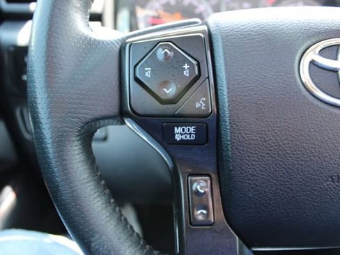 Used 2021 Toyota 4Runner TRD Off-Road Premium w/ Moonroof Package AWD/4WD image 21
