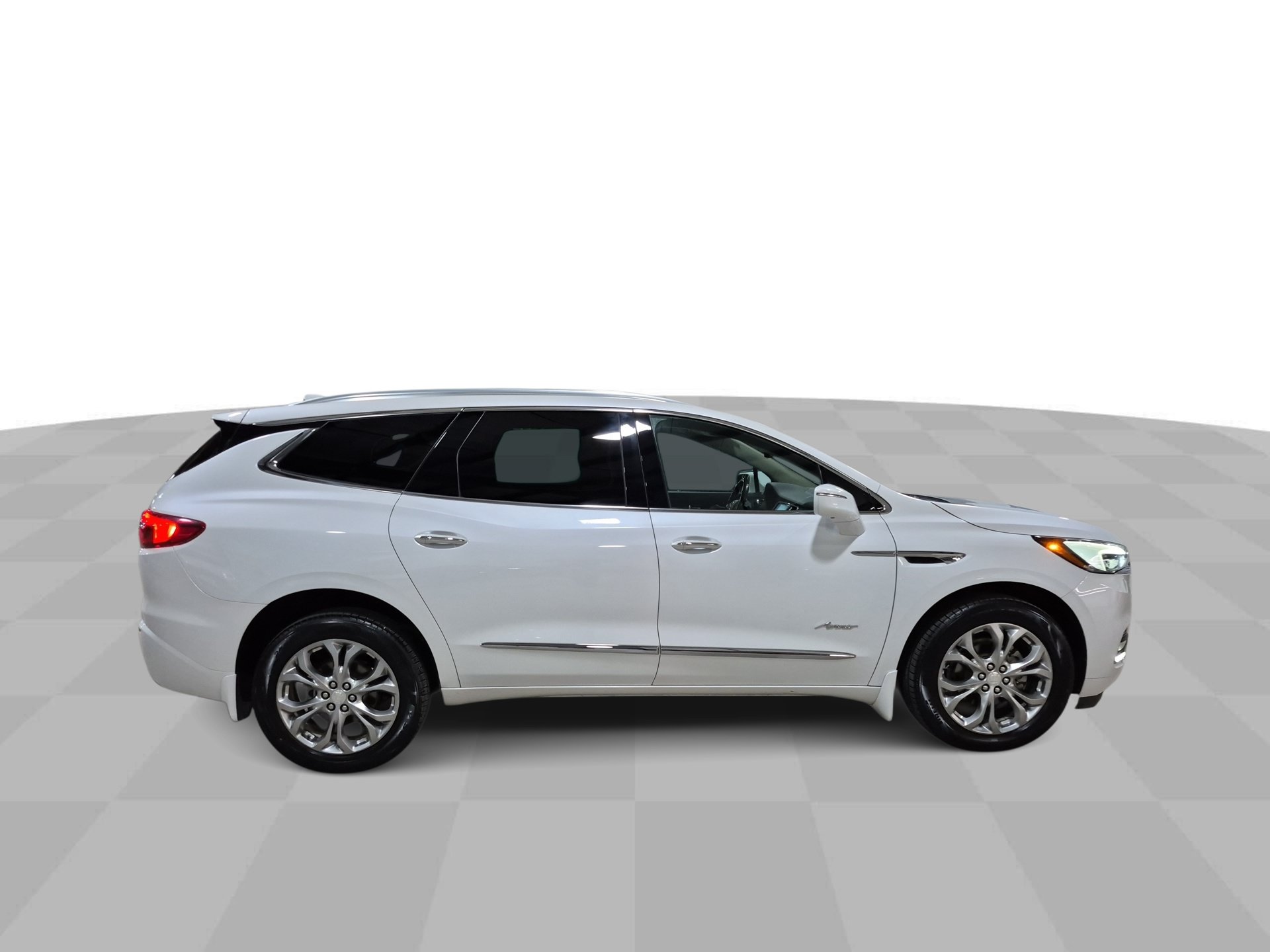 Used 2020 Buick Enclave Avenir w/ Avenir Technology Package AWD/4WD image 10