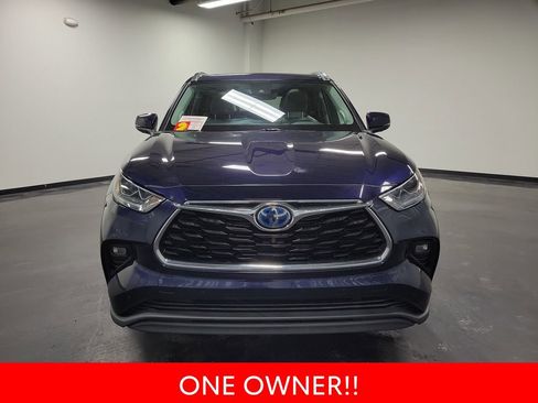 Used 2022 Toyota Highlander Limited image 3
