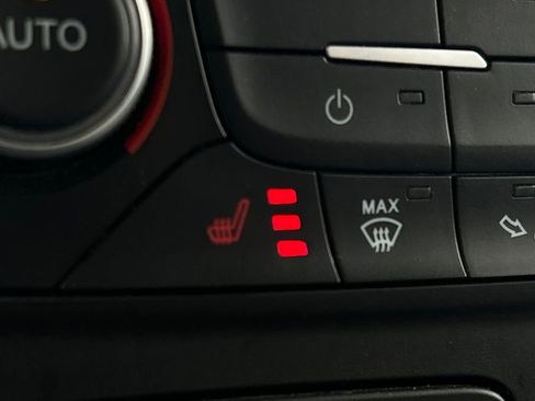 Used 2018 Ford Escape SE image 34