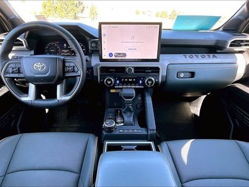 Used 2025 Toyota Tacoma 4x4 Double Cab Hybrid image 7