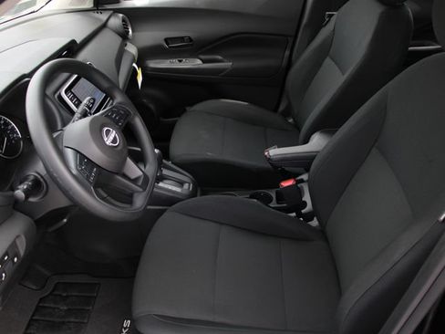 Certified 2025 Nissan Kicks Play S FWD image 14