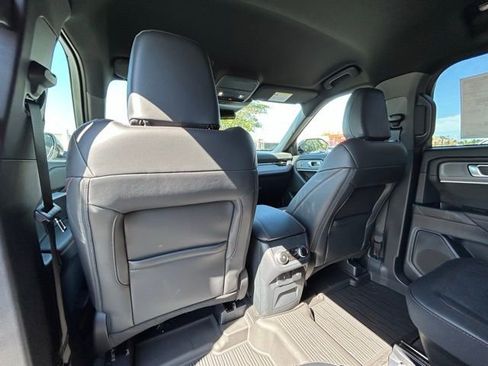 New 2025 Ford Explorer ST image 28